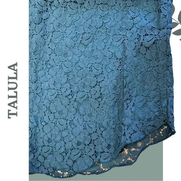 🛍️3/$40 Talula Aritzia Teal  Blue Lace Sleeveless Top Lined Size Small - Picture 4 of 6